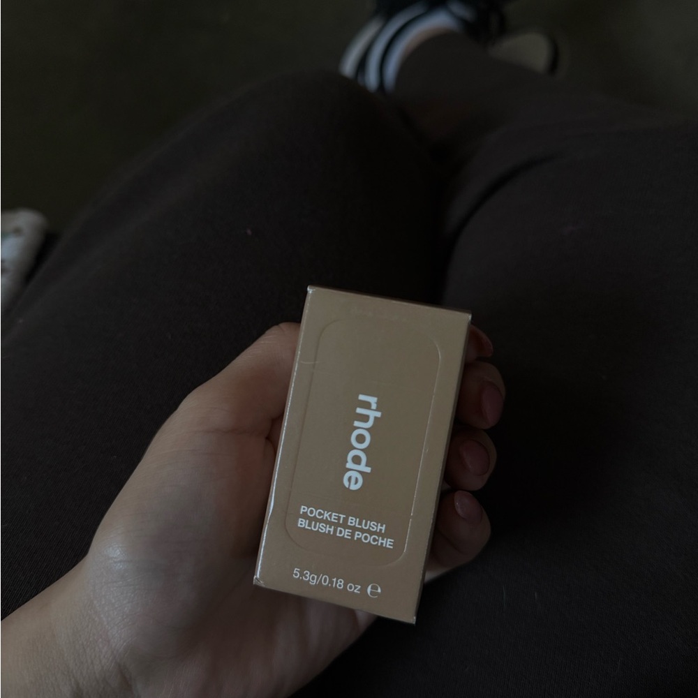 Rhode Pocket Blush 
Freckle Color